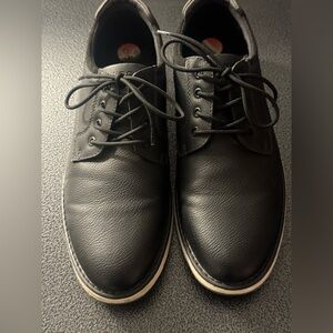 Aldo Black Shoe Men's 9.5 in good conditions